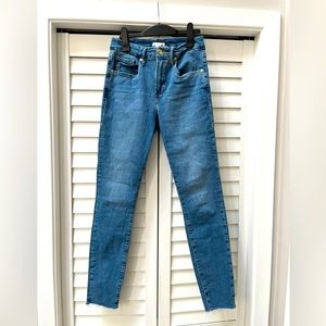 All 3 pairs of Good American jeans size 6- price for ALL 3 pairs